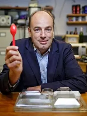 charles spence in his lab 010
